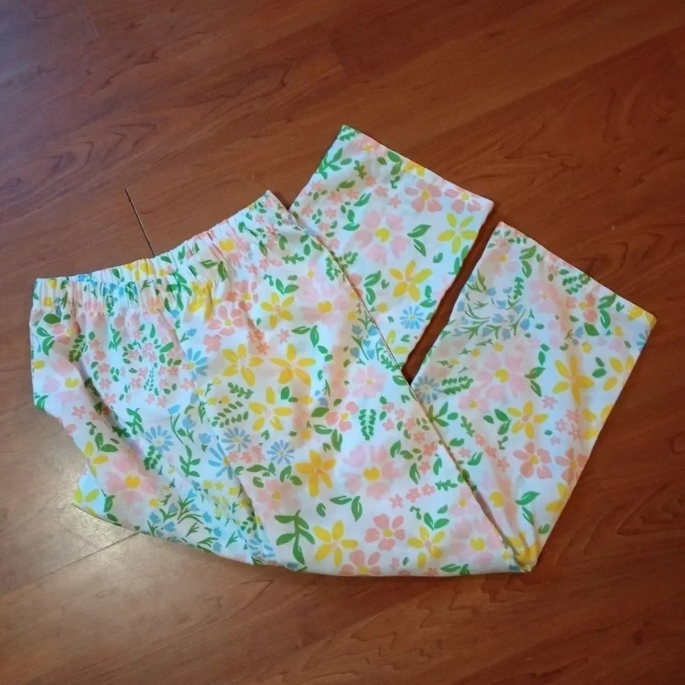 Girls size 12 pajama bottoms, floral, NWT (Chi070)